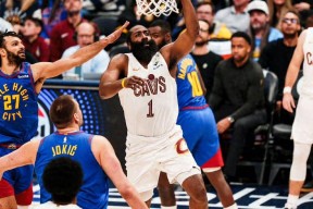 爱游戏体育-包含德罗巴回归赛场，突破纪录首场状态亮眼，掘金观众沸腾！的词条